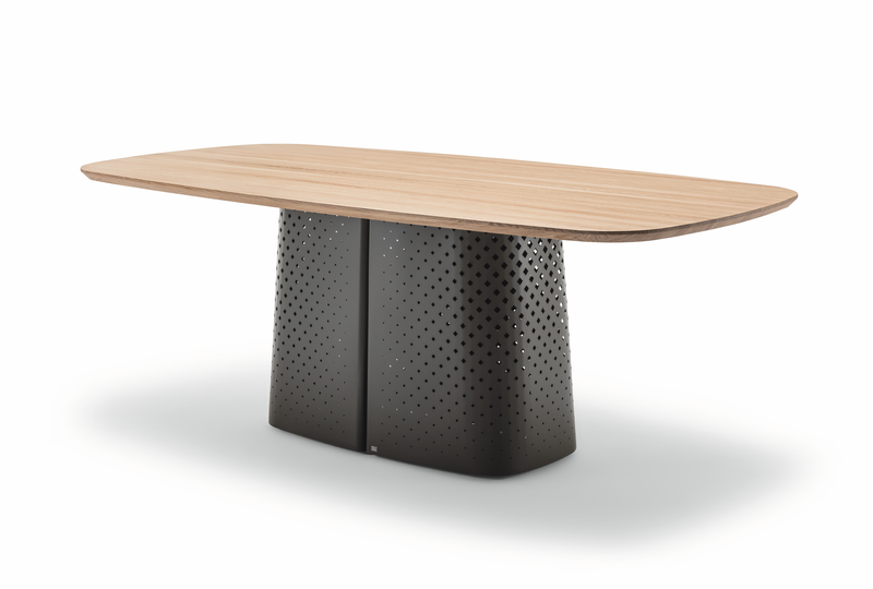 Rolf Benz – eettafel 929