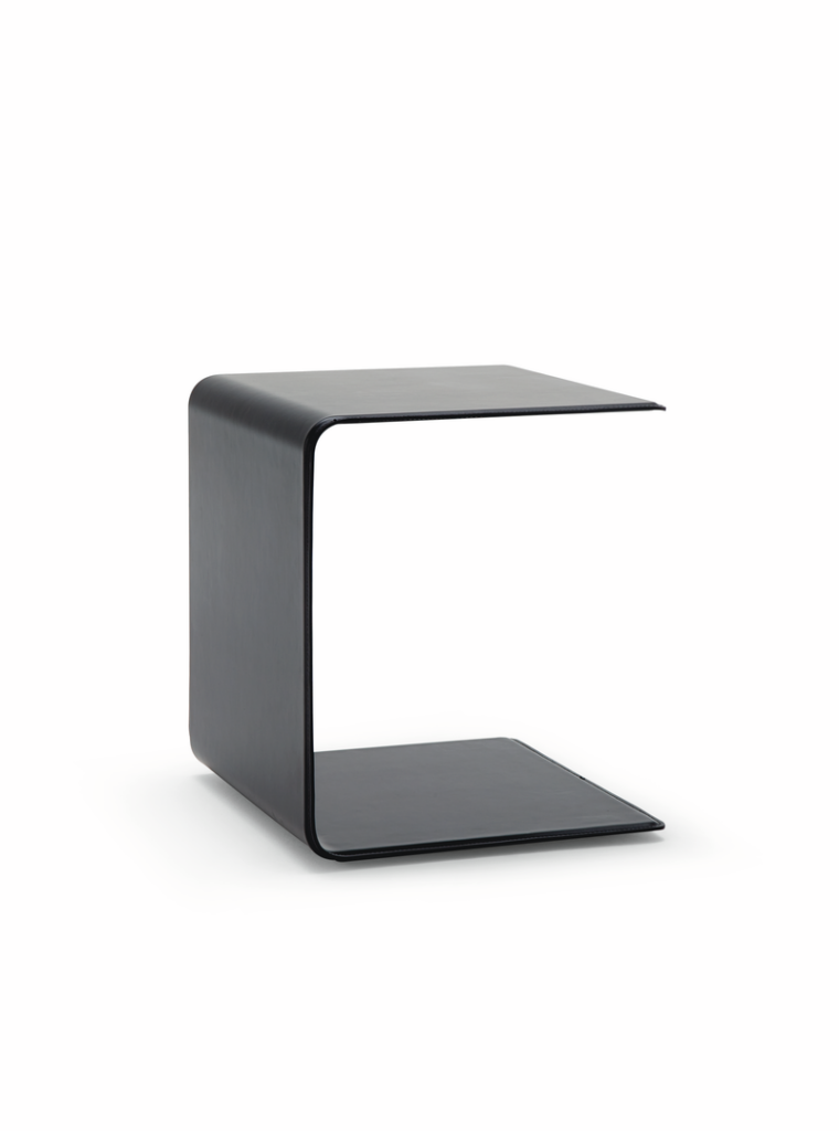 Rolf Benz – bijzettafel 940
