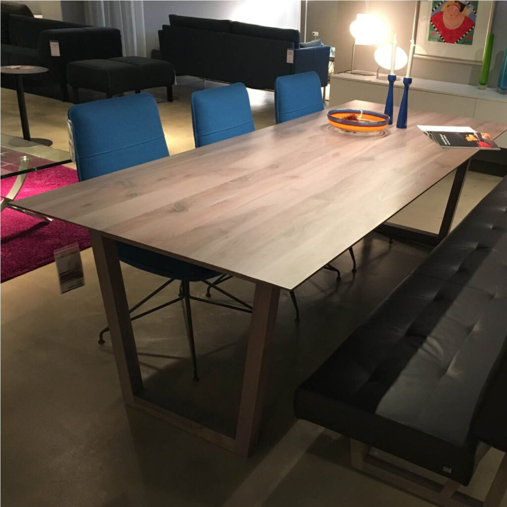 Rolf Benz – Tafel 924-507