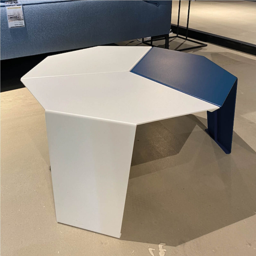 Bert Plantagie – Bijzettafel Ufo