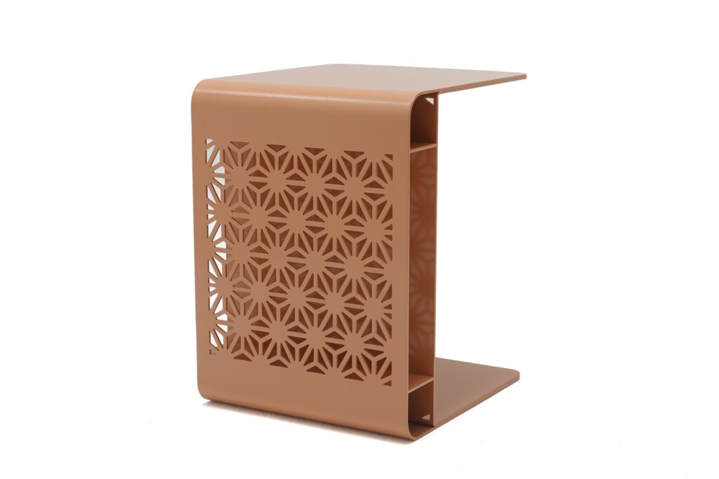 Design on Stock – Bijzettafel Koyo