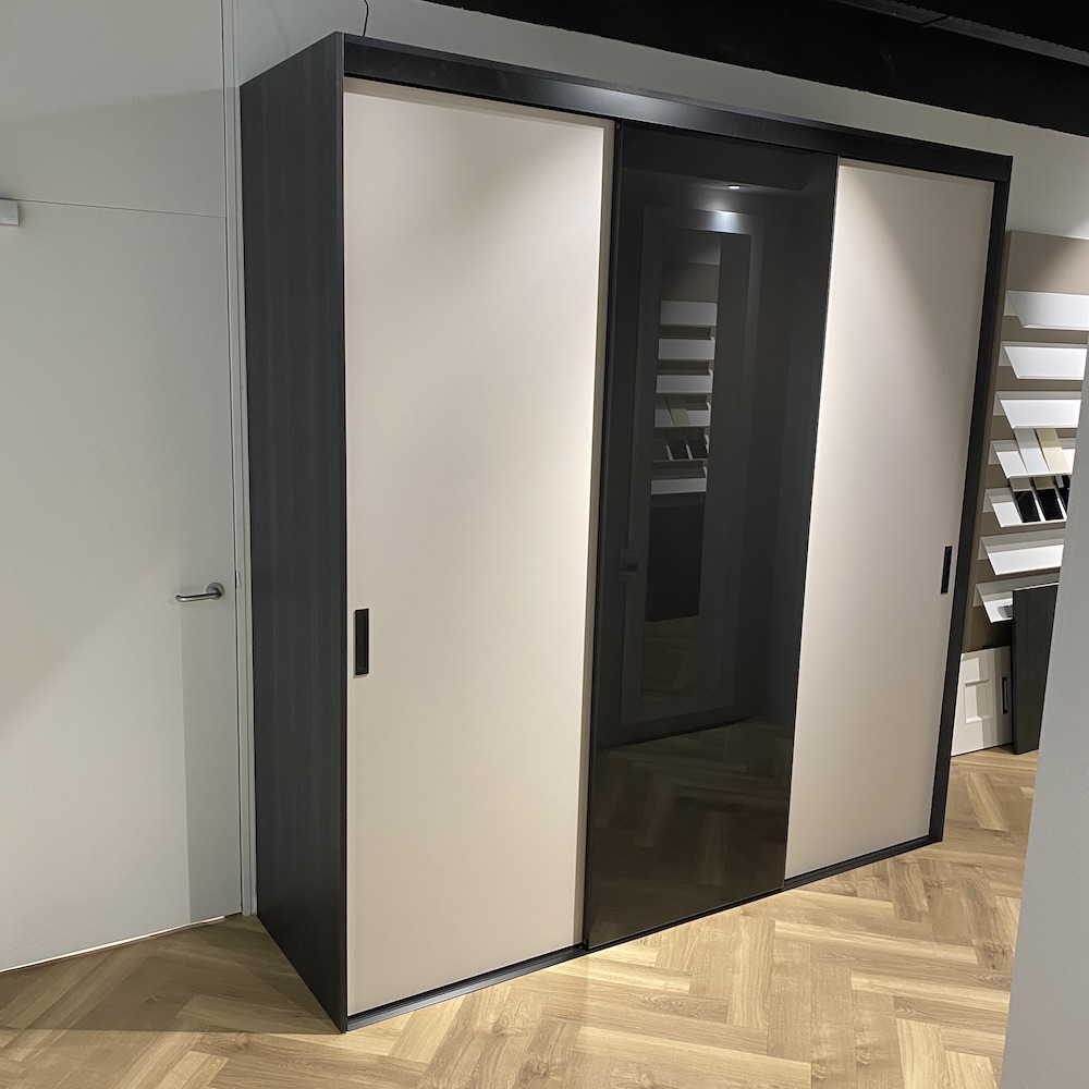 Noteborn Match en Couture schuifdeurkast